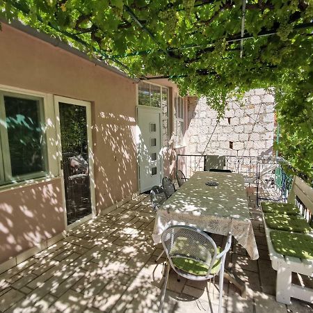 Big And Spacious Apartment In The Heart Of Omiš Zewnętrze zdjęcie
