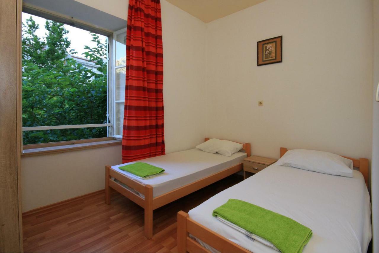 Big And Spacious Apartment In The Heart Of Omiš Zewnętrze zdjęcie