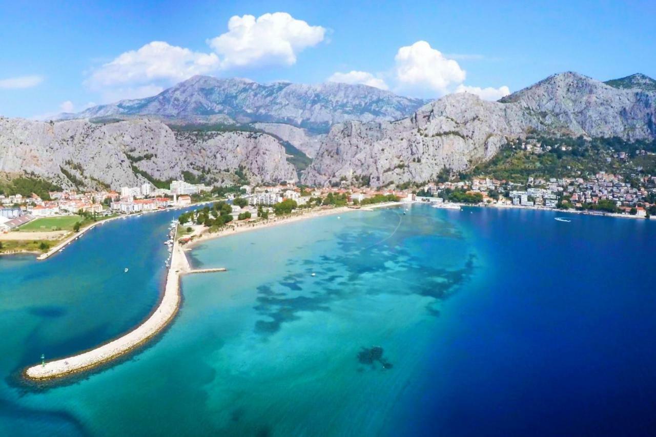 Big And Spacious Apartment In The Heart Of Omiš Zewnętrze zdjęcie